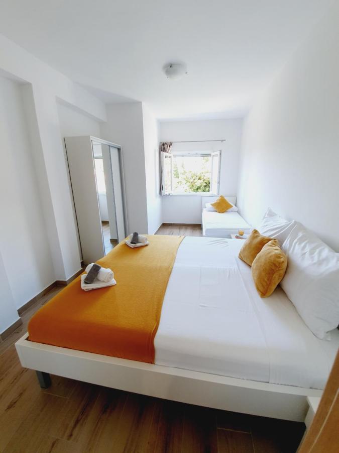 Apartmani Starigrad Paklenica - Danijel Exteriér fotografie