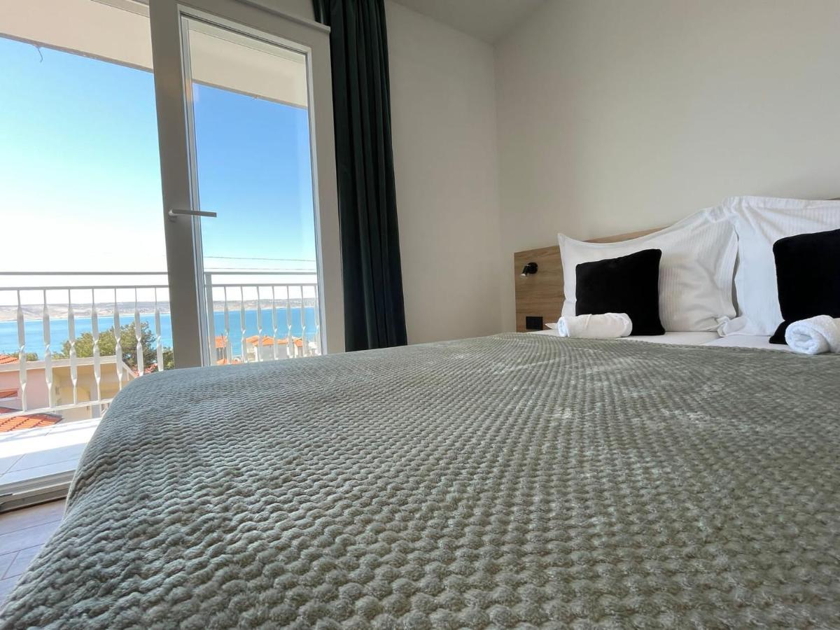 Apartmani Starigrad Paklenica - Danijel Exteriér fotografie